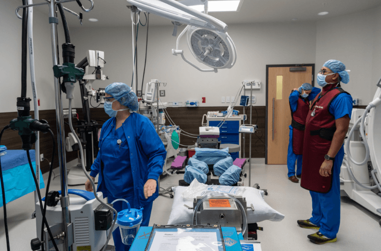 Modern Spine Innovation: How Dr. Kamal Woods’ Bio Reflects the Future of Patient-Centered Care